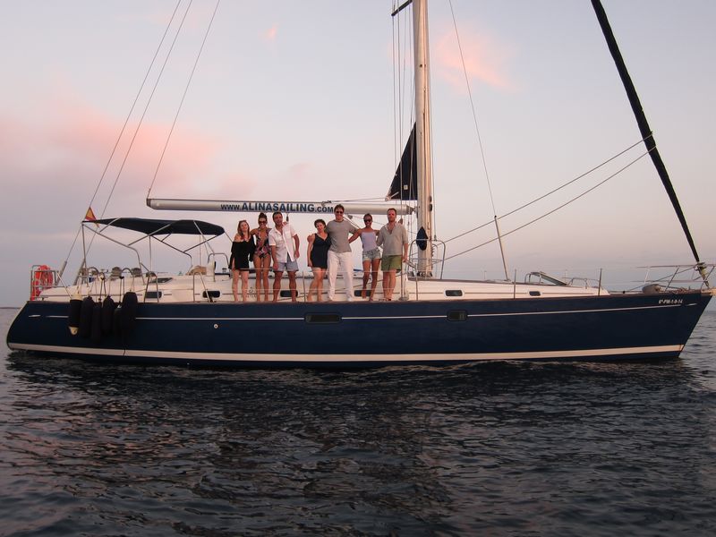 Enjoy your boat trips La Manga to Cartagena on board our fantastic blue hull sailboat Beneteau Oceanis 50