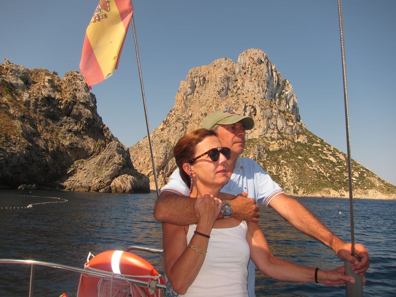 Familia Losada alquiler de velero Ibiza